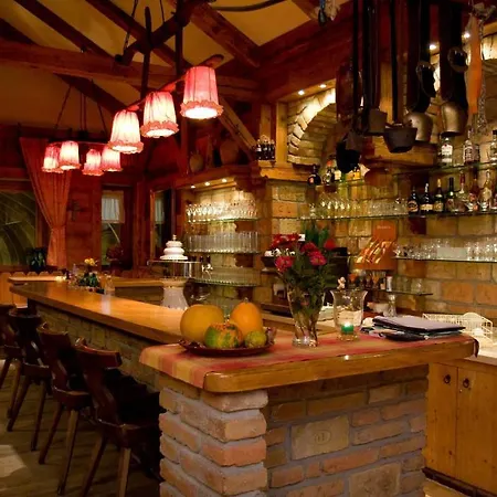 فندق Hetkuti Wellness Es Lovaspark Mór